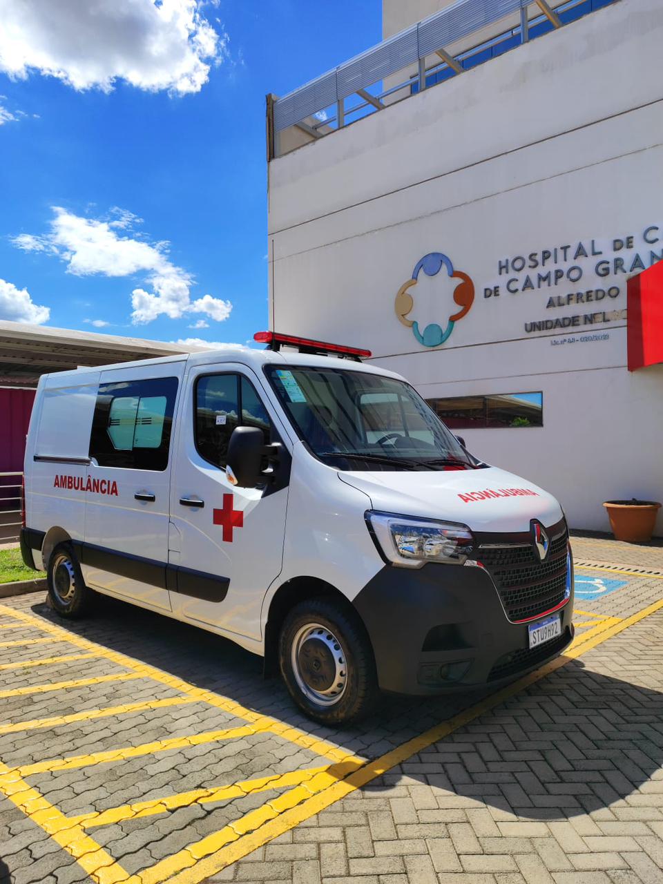 You are currently viewing HCAA recebe nova ambulância